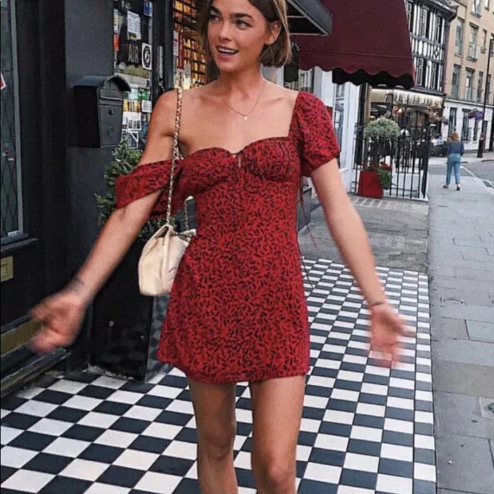 Réalisation Par Venus M Silk Black Red Squiggle Dress